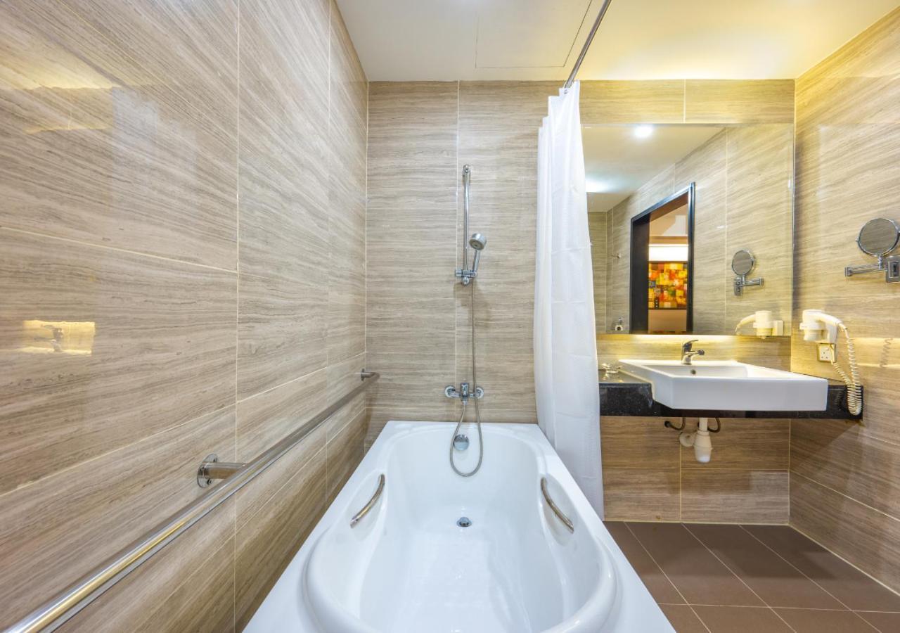 فندق Greystone Centrestage Pj بيتالينغ جايا المظهر الخارجي الصورة